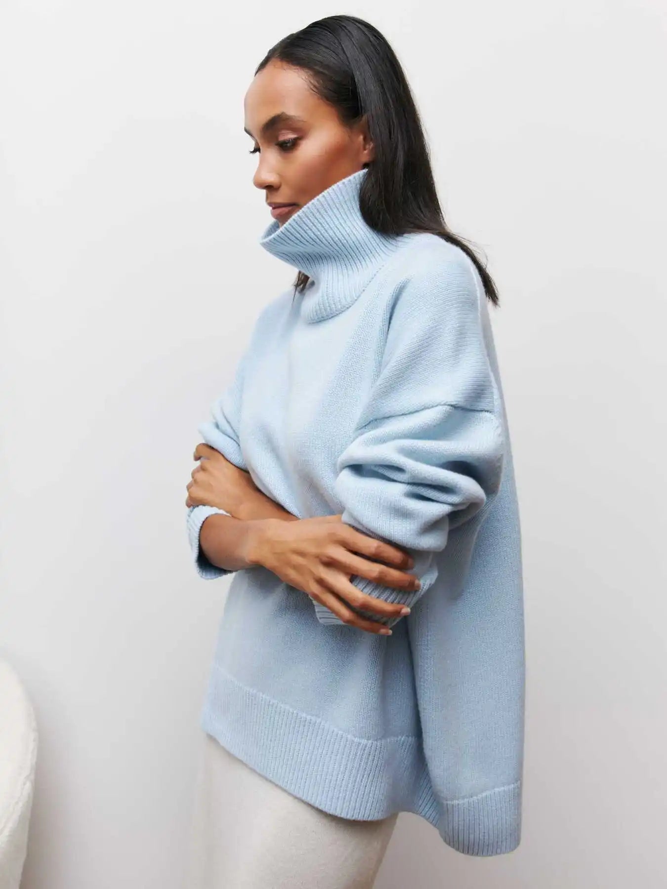 ALYSSA™ - Elegant Turtleneck Sweater